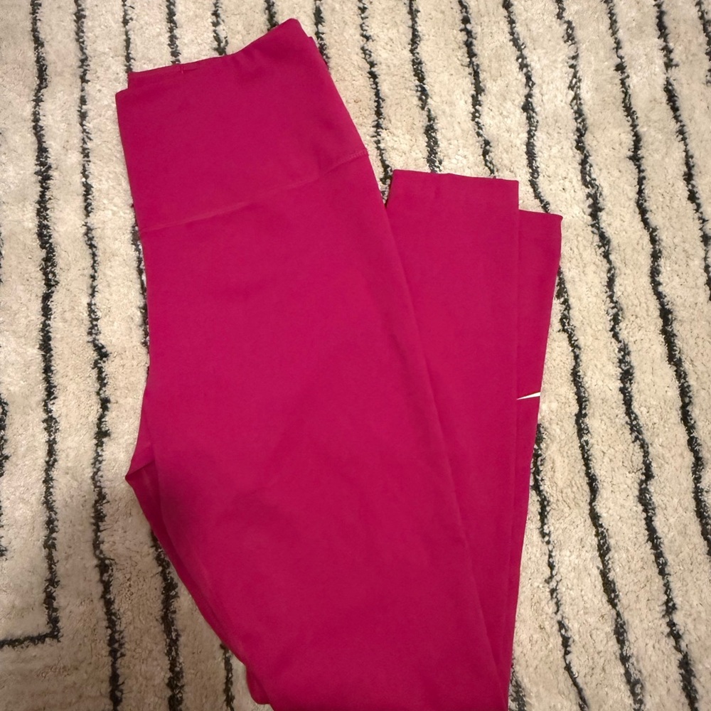 Nike Women's Pink Leggings
